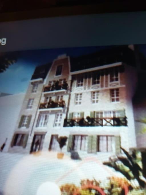 Studio Neuf A Louer A Dinard 3 Nuits Minimum Exterior foto